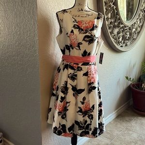 Jessica Howard Missy Floral Dress sz14